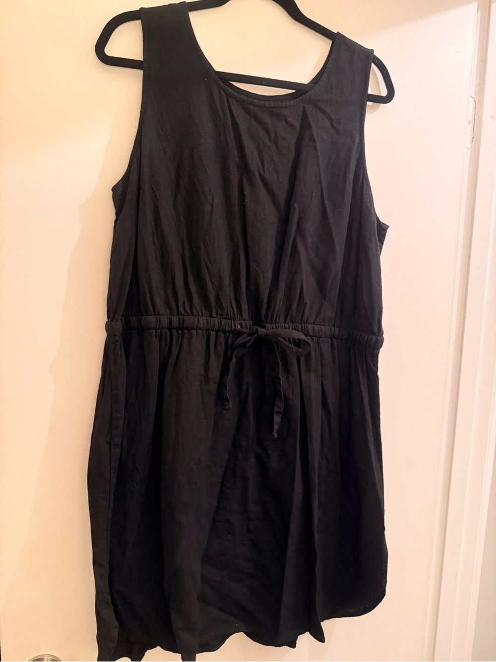 Classic Black Sleeveless Drawstring Waist Dress